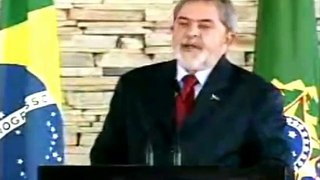 12/08/2005 - Lula pede desculpas pelo mensalão