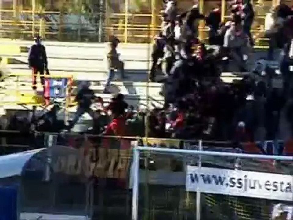 Scontri tra ultras potentini e carabinieri