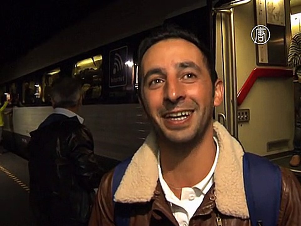 Добровольцы перевезли беженцев из Дании в Швецию