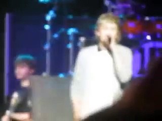 Niall horan speaking and singing in spanish