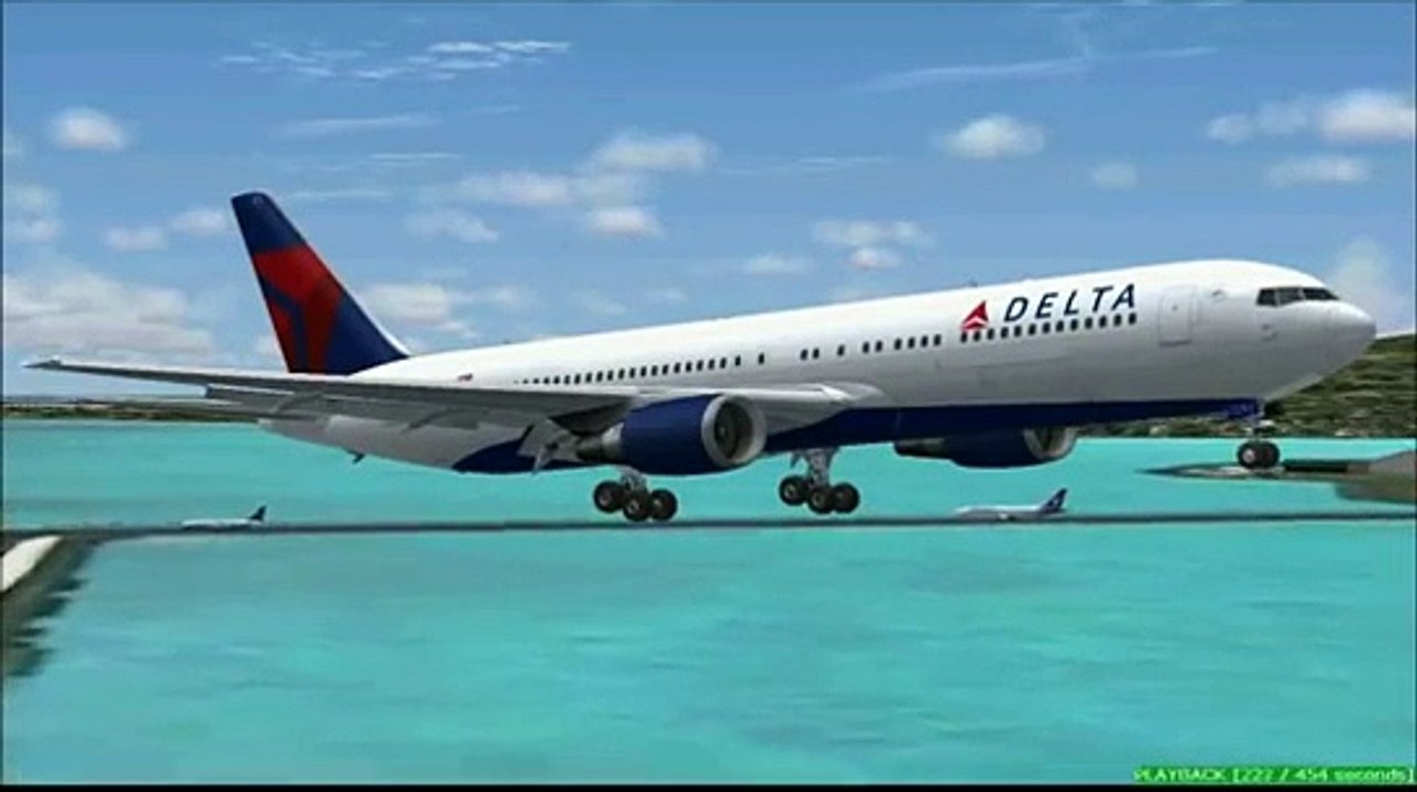 Delta Air Lines 767 landing in Hawaii HNL