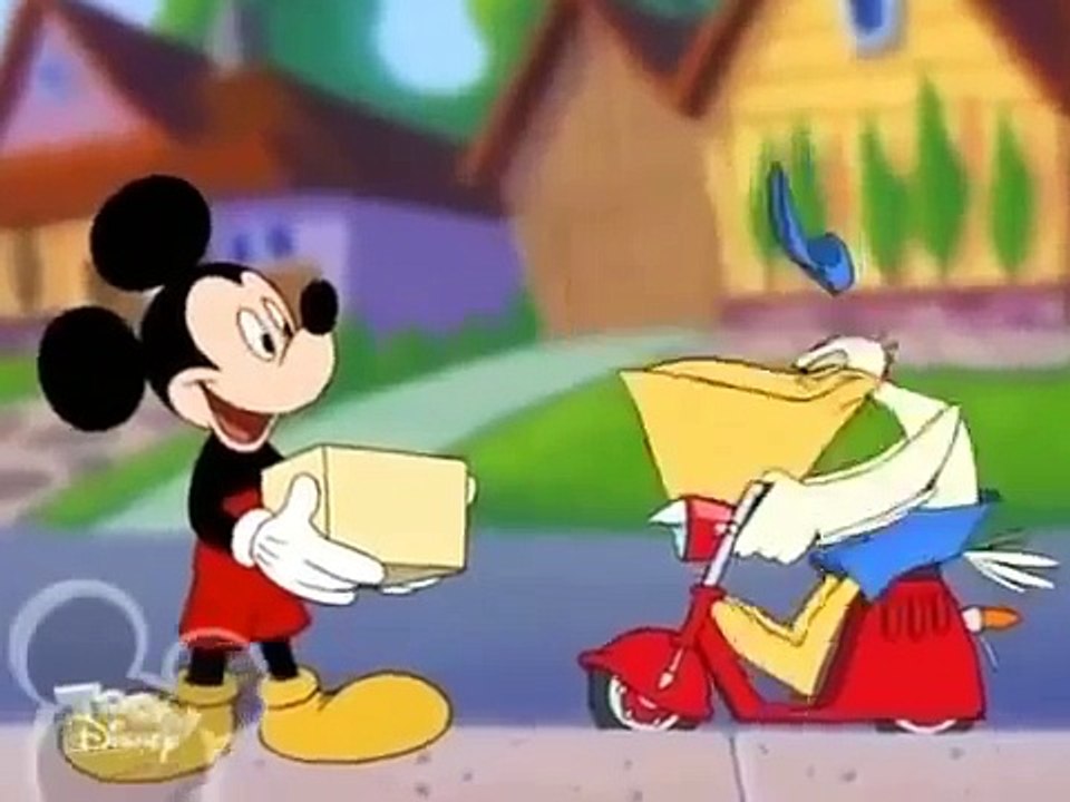Mickey makes a gift for Minnie