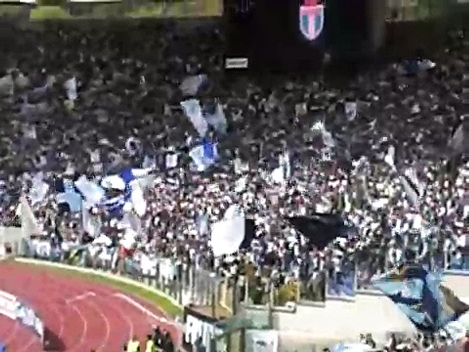 DERBY LAZIO ROMA 4-2 2009 UMILIATI E BASTONATI