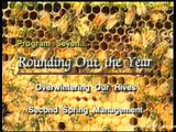 Honey Bees and Beekeeping 7.1: Overwintering hives
