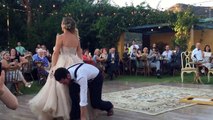 Une danse magique au mariage d'un illusionniste