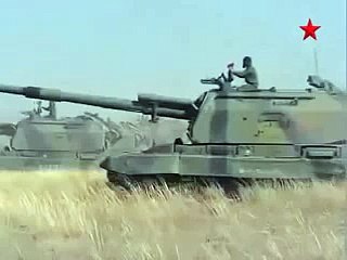 RUSSIAN-2S19MSTA-S-152-MM-HOWITZER-SELF-PROPE