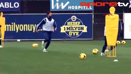 F.Bahçe'de Kuyt idmanı yarıda bıraktı