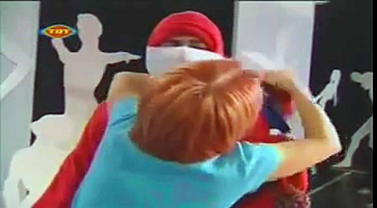 Aşırı Koruyucu Anne Baba Tutumu