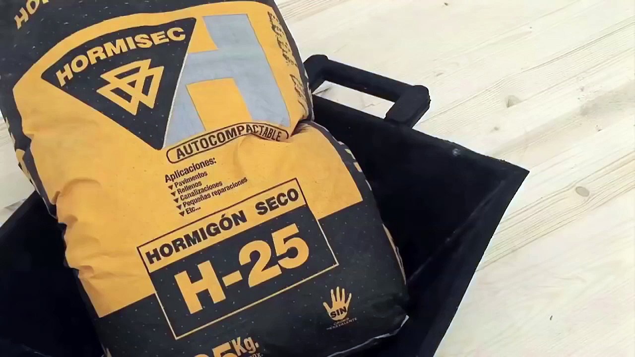 Cambiar de sitio un enchufe (Leroy Merlin)