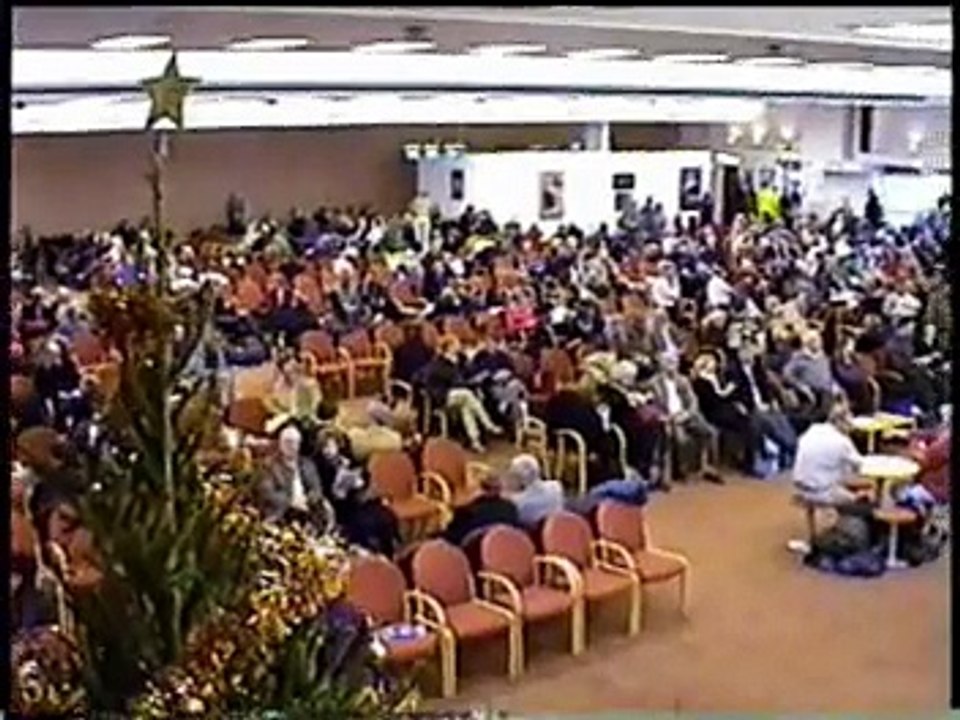 QE2, traveling from London to ship's departure