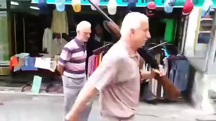 Eğlenmenin Yaşı Yoktur - Esnaf İçerir