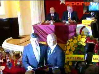 Terim'e beratını Aysal takdim etti!