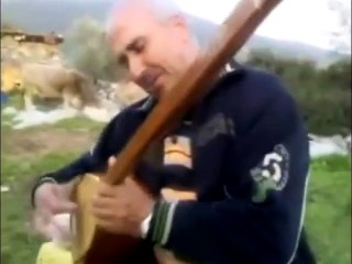 Helyum Dayıdan Müthiş Türkü Performansı