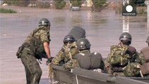 Inondations au Japon : 5 800 sauveteurs mobilisés, trois morts