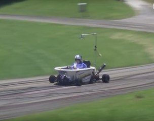 The Bathmobile dominating a hillclimb race !