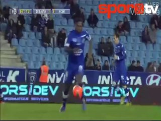 Djibril Cisse efsanesi geri döndü! | Müthiş bir gol...