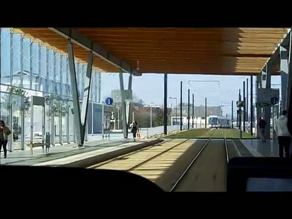 TRAMWAY DE NANTES - EN CABINE D'UNE NOUVELLE RAME CAF DE PIN SEC À RANZAY (LIGNE 1)