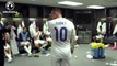 Tarihe geçen Rooney'ye soyunma odasında kutlama