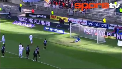 3 puanı kaptı, Lacazette'i kaybetti