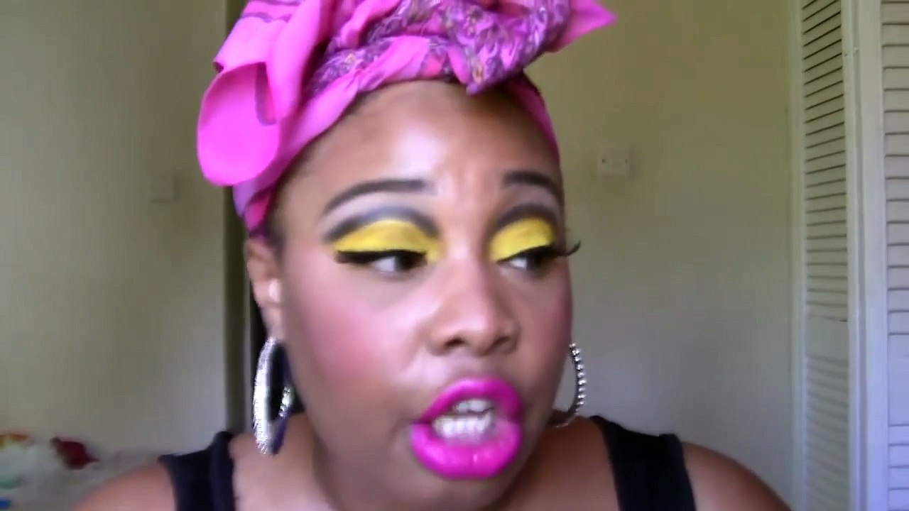 PSA: STOP USING HAIR GLUE TO APPLY FALSE EYELASHES NOW!