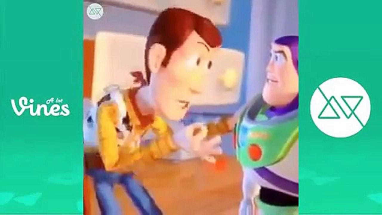 Funny Cartoon Voice Over Vine Compilation adlı videonun adlı videonun kopyası