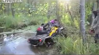 Woman helps rescue quad bike (fail)