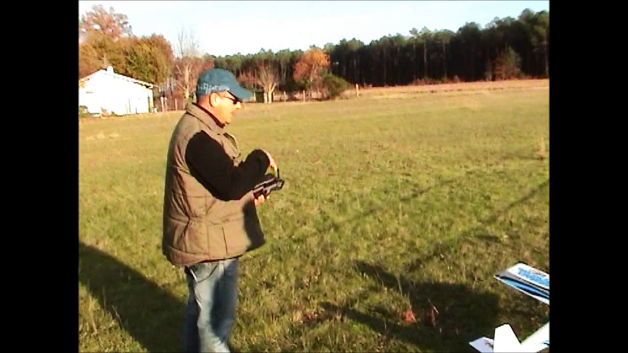 Debut trainer 140