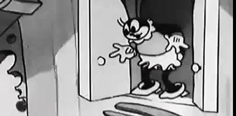 31 Bugs in Love 1932   Silly Symphony