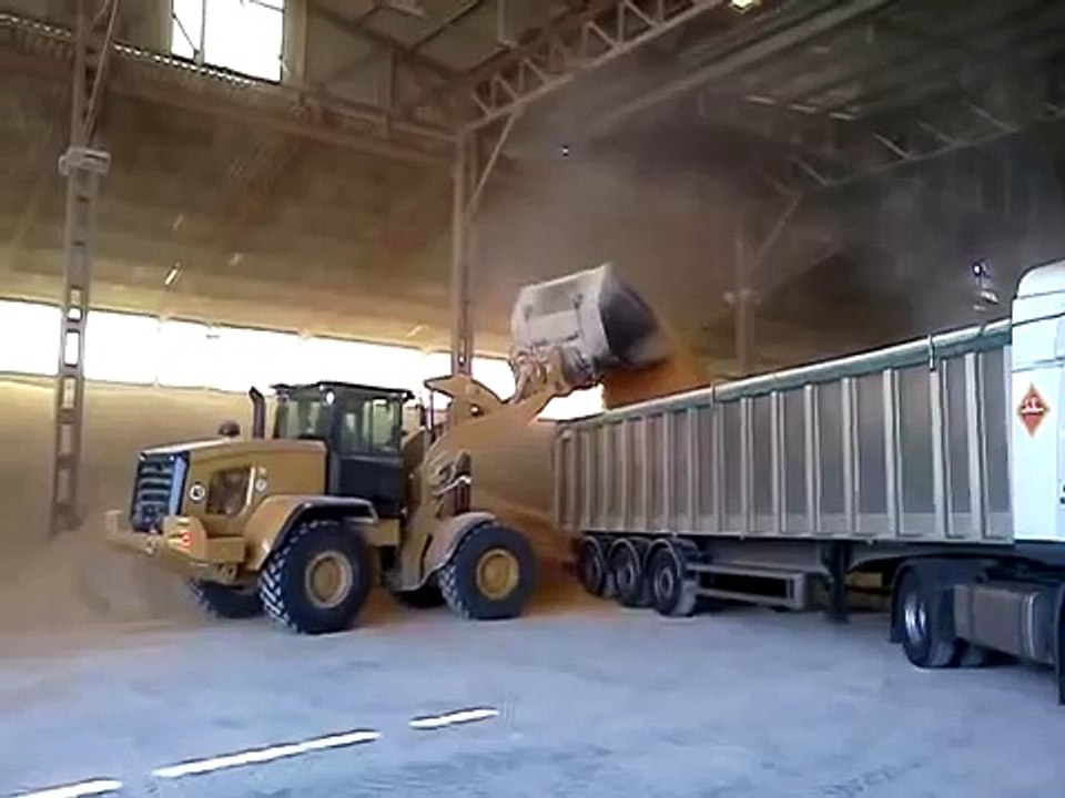 CAT 938K Wheel loader working