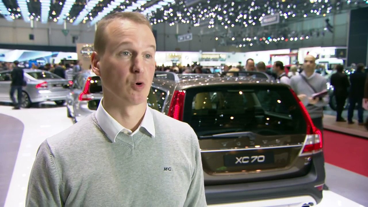 Volvo Launches World First In-Dash, Voice-activated Spotify through Sensus Connected Touch