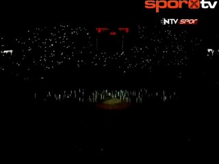 UltrAslan'dan muhteşem maç öncesi şovu!