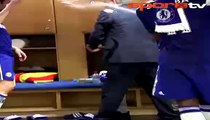 Drogba Jose Mourinho'yu yıkıyor