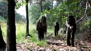 Ghillie Suit Brothers - Holland