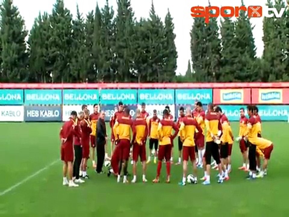 Albert Riera İspanyol medyasına Galatasaray'ı anlattı