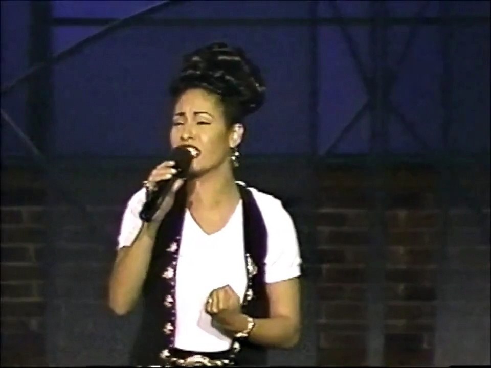 Selena - No Me Queda Mas - Live