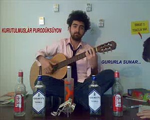 İzmir Üniversitesi Ekonomi Öğrencileri Elma Şekerim