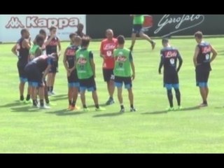 Napoli - Sarri prepara la formazione anti-Empoli (10.09.15)