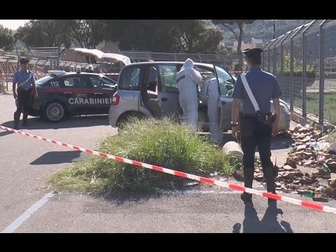Napoli - Spara e tenta di uccidere la moglie, poi si toglie la vita (10.09.15)