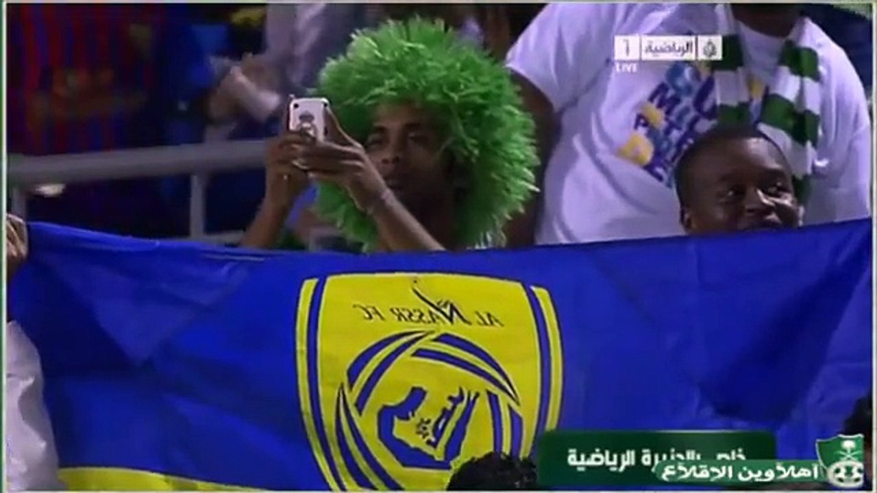 جمهور الأهلي وإعجاب الكابتن محمد عبدالجواد.
