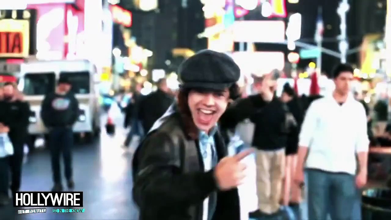 Harry Styles Vs. Niall Horan: Sexiest Best Man?!