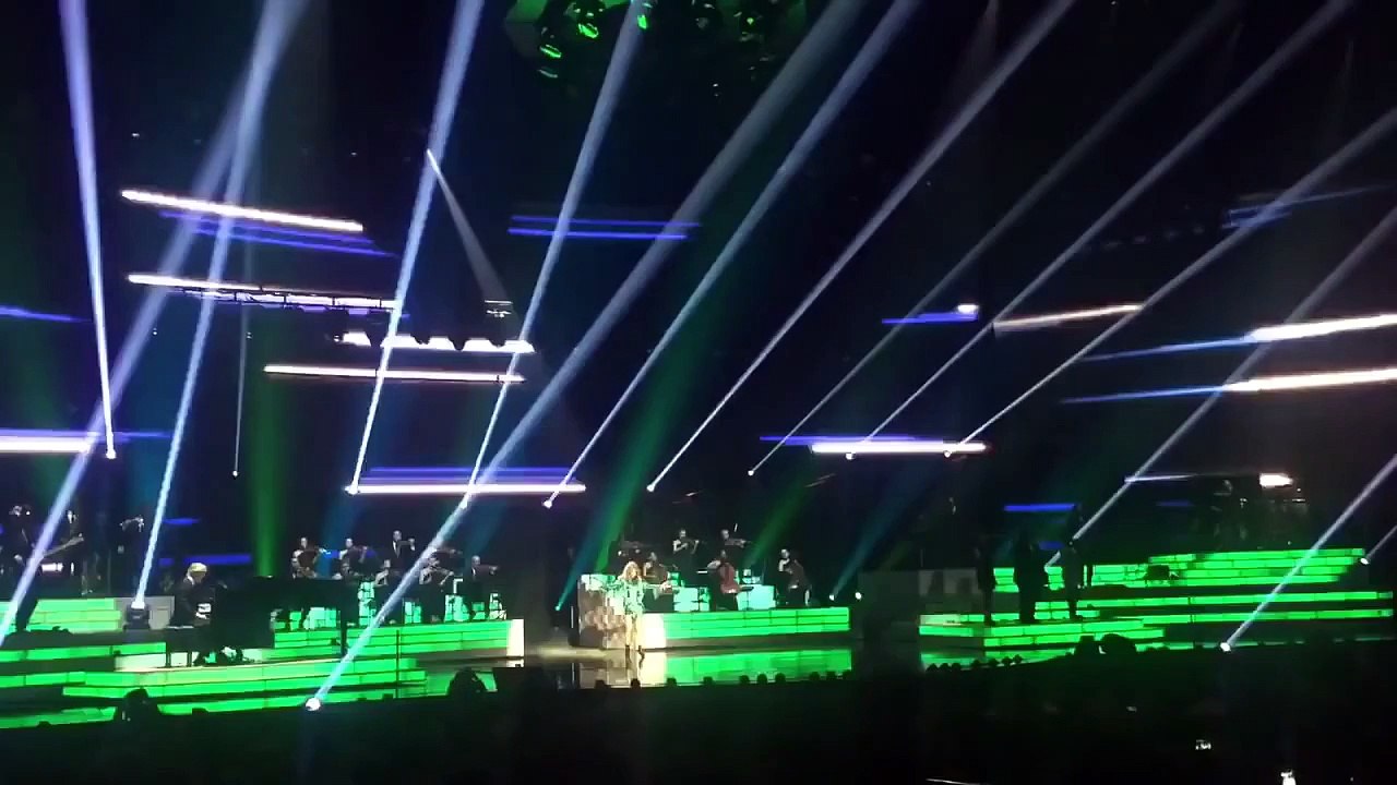 Céline Dion The Show Must Go On (Queen) Caesars Palace Las Vegas 28/Aug/2015