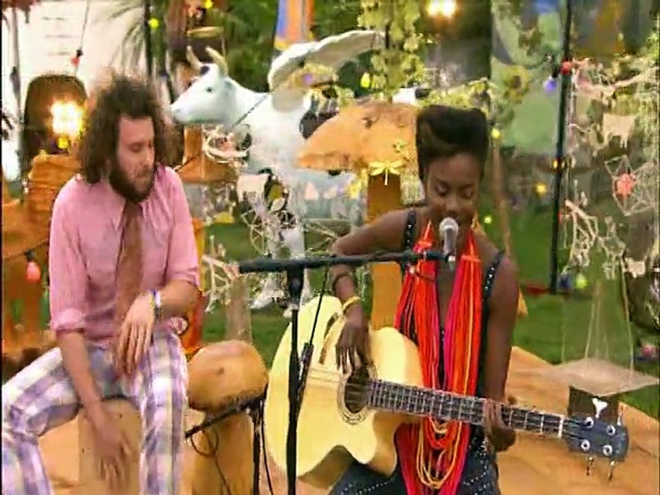 Noisettes - Nunca te Esquecerei - Never Forget...