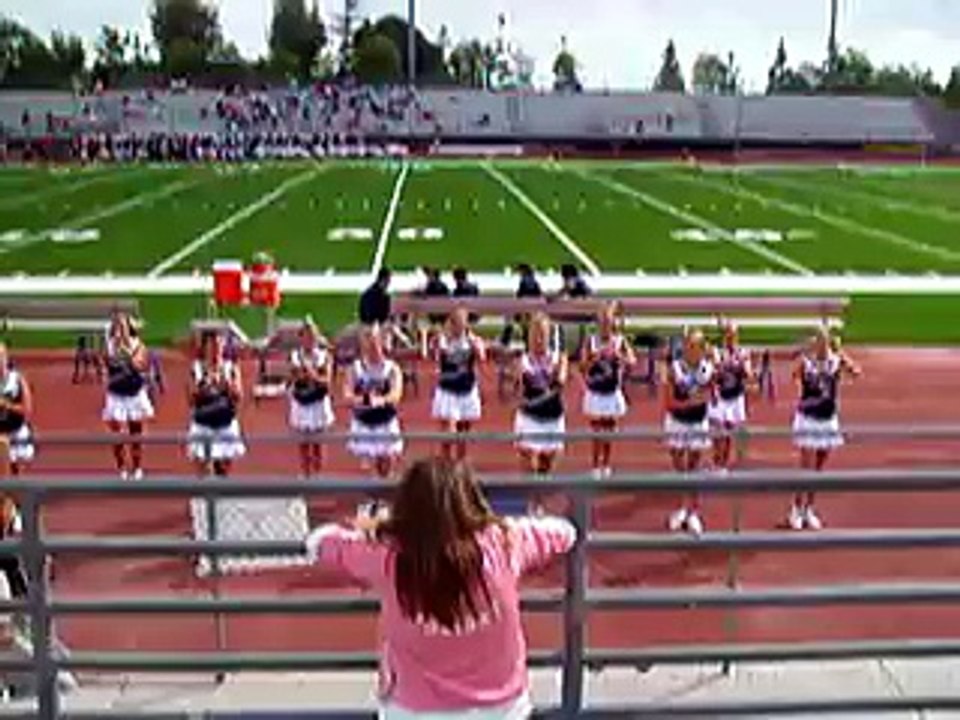 Laura Cheerleading