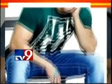 Salman Khan Wears 15 Years Old Jeans & Rs. 550 Cheap T-Shirt-TV9