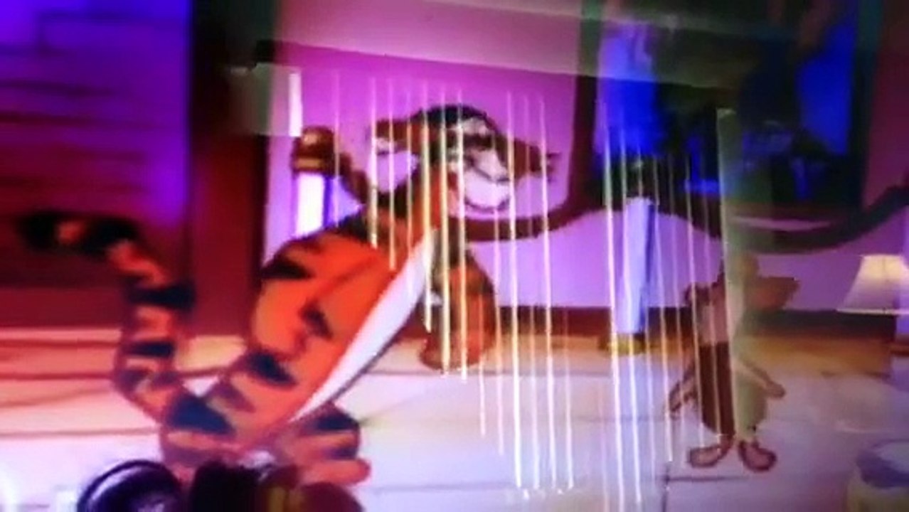 Pooh piglet and tigger are watching Howl's Moving Castle