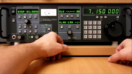 Watkins Johnson HF-1000 DSP Receiver