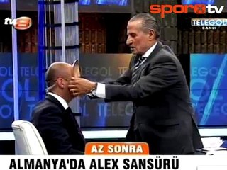 Serhat Ulueren canlı yayında Alex maskesi taktı