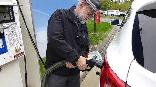 Driving Hyundai's Hydrogen Car (And Refueling it, Too)