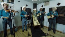 Conjunto De Arpa Grande (Amor De Cuatro Paredes) Los Rayitos De Michoacan (1080p) - copia