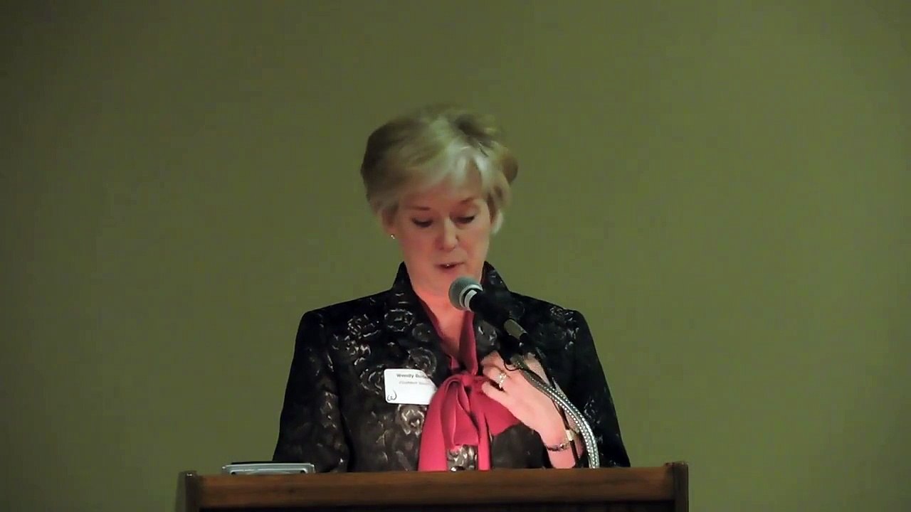 Wendy Bolas accepts Woman Philanthropist of the Year award 2014